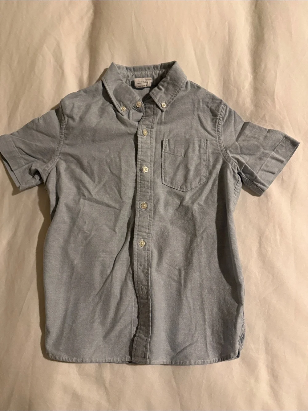 GAP KIDS SIZE 6-7 (SMALL) LIMITED EDITION DRESS SHIRT